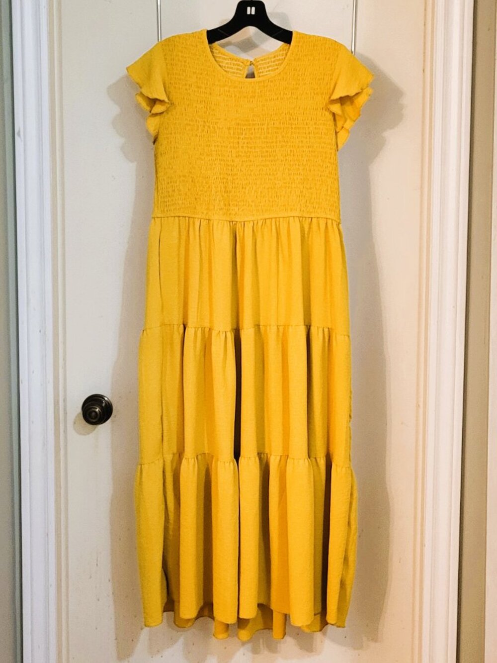 Stylish Women's Maxi Tiered Sundress. Yellow.. Size Large